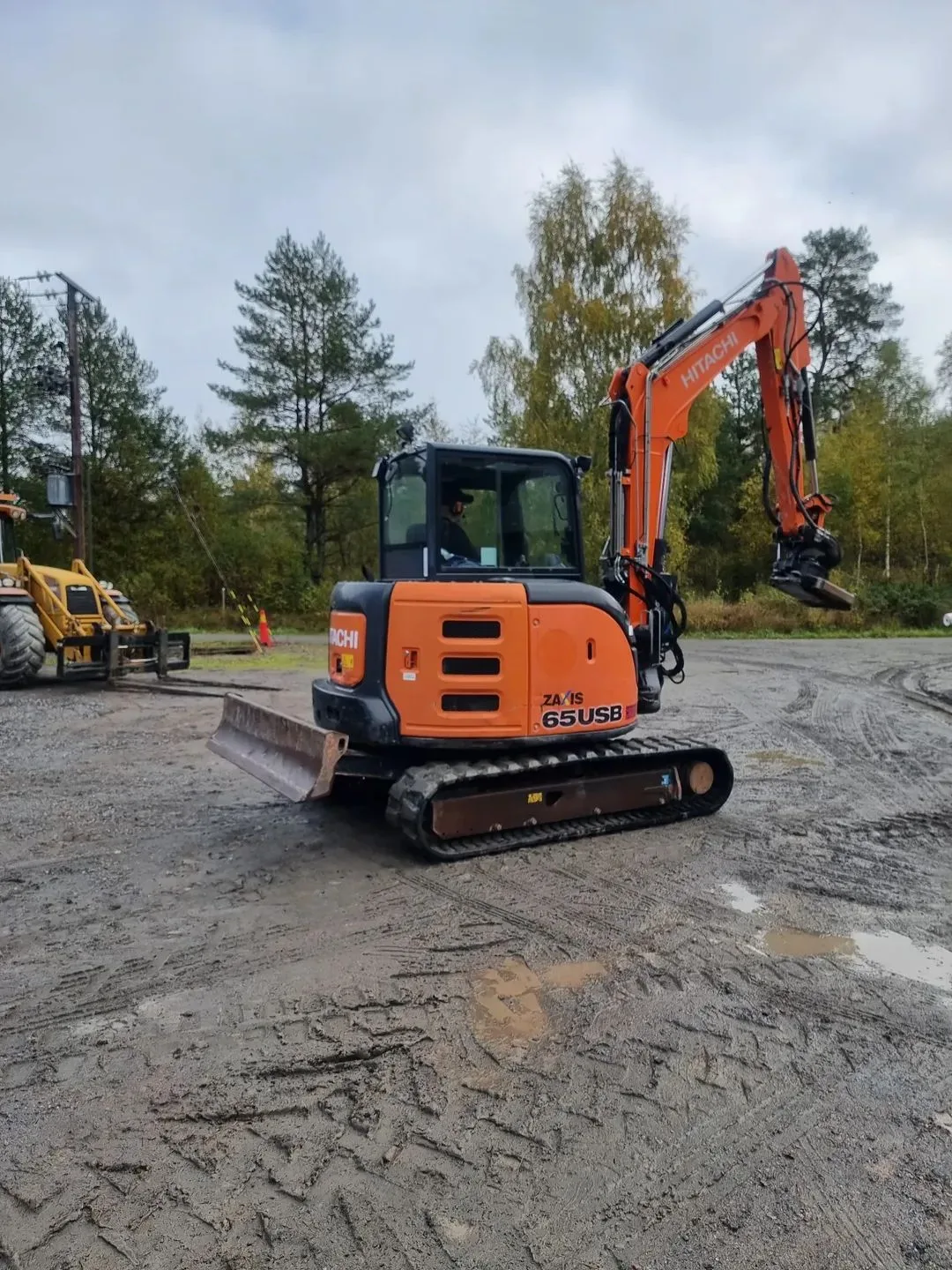 Hitachi 65